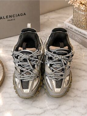 Balenciaga Chunky Beige, Grey & Black Multi-Layer Track Sneakers SZ 7